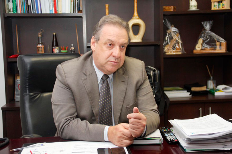 romoaldo j&iuml;&iquest;&frac12;nior