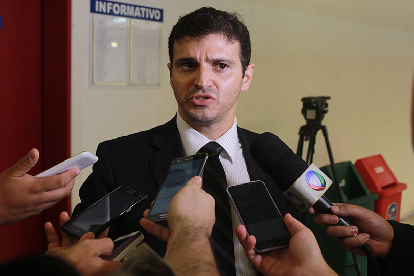 promotor Marcos Bulh&iuml;&iquest;&frac12;es