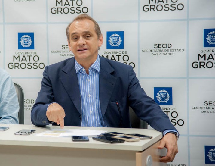wilson santos em coletiva de imprensa vlt.jpg