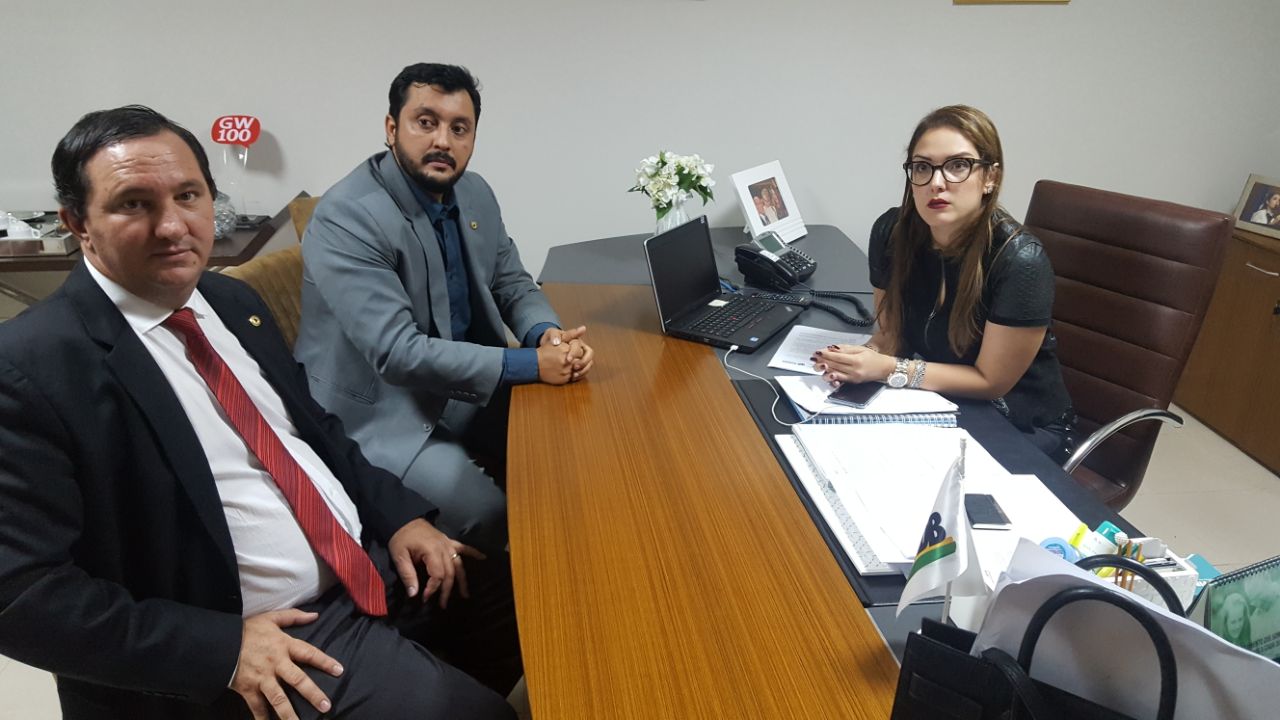 allan barranco e janaina.jpeg