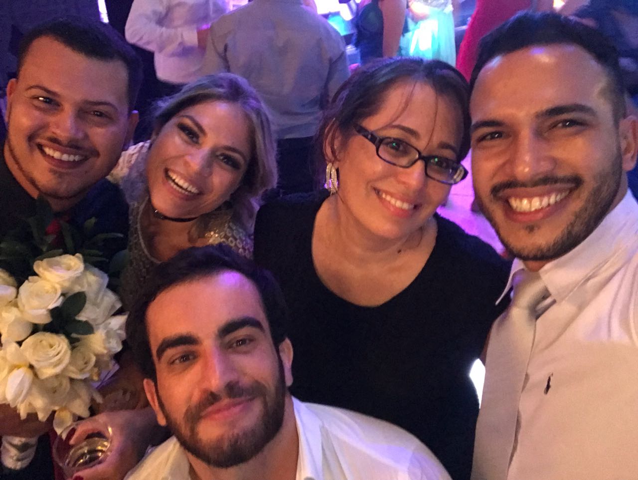 Gay pegou o buqu&ecirc;