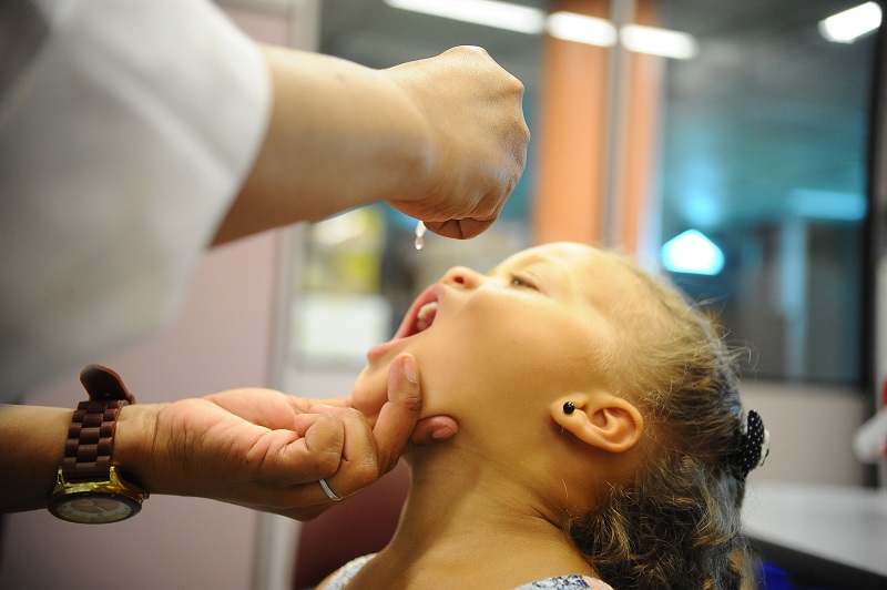 vacina&ccedil;&atilde;o polio