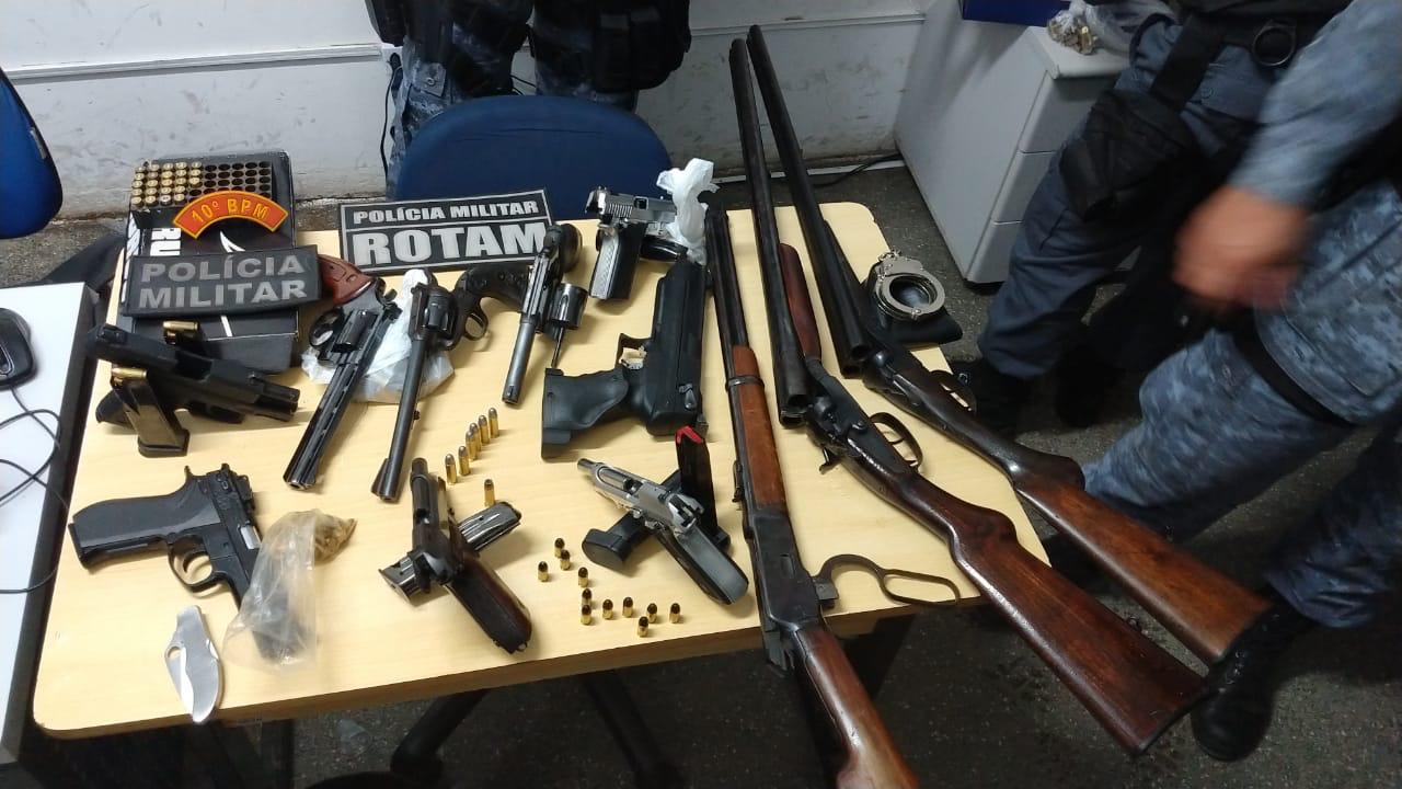 arma - pris&iuml;&iquest;&frac12;o de policiais e agente penitenci&iuml;&iquest;&frac12;rio