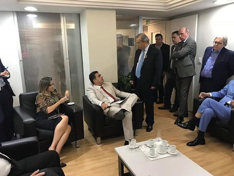 Emanuel Pinheiro Minist&iuml;&iquest;&frac12;rio Sa&iuml;&iquest;&frac12;de