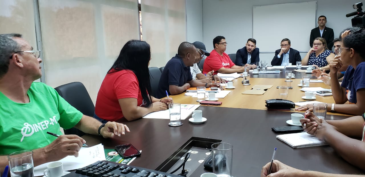 Reuni&iuml;&iquest;&frac12;o Governo e Sintep