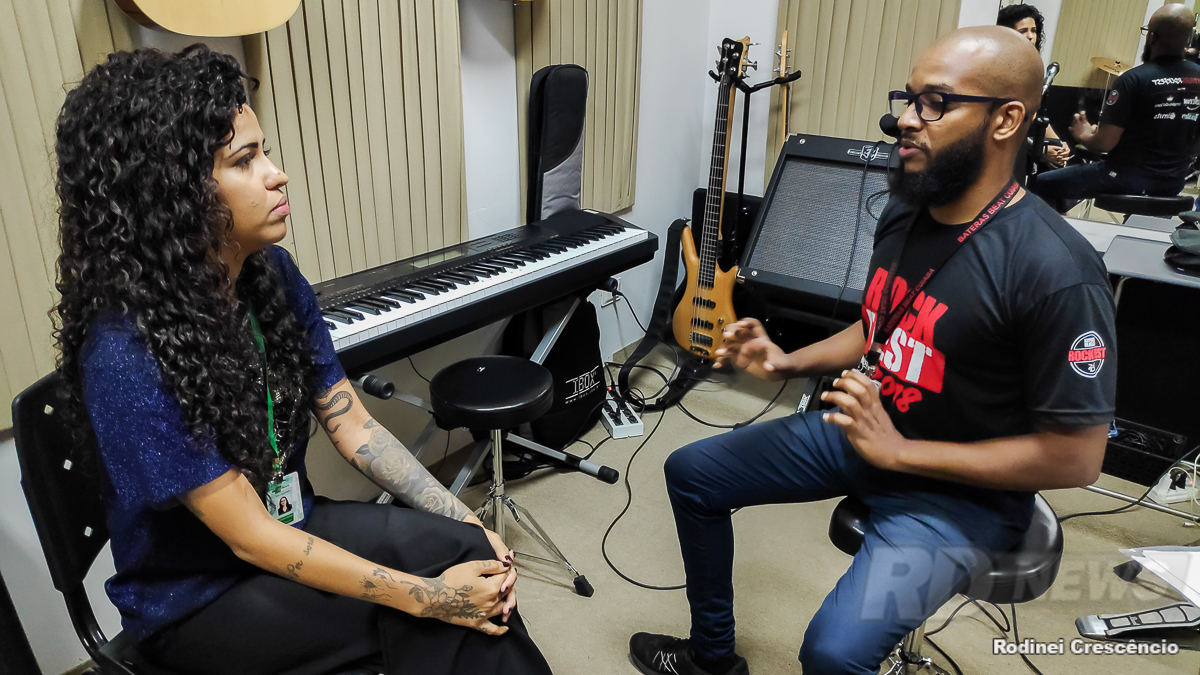 Em entrevista ao Rdnews, professor conta trajet&iuml;&iquest;&frac12;ria musical e como m&iuml;&iquest;&frac12;sica &iuml;&iquest;&frac12; transformadora