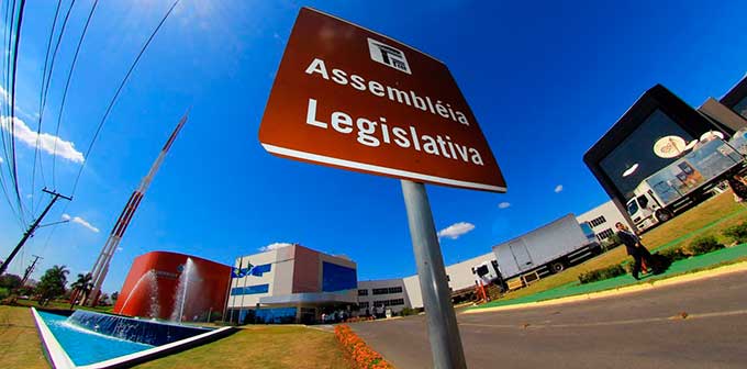 assembleia fachada 680