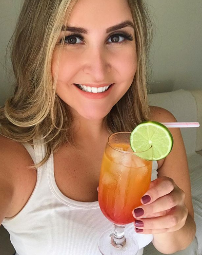 Taciara lan&iuml;&iquest;&frac12;ou sua p&iuml;&iquest;&frac12;gina h&iuml;&iquest;&frac12; pouco mais de um ano e faz sucesso em publica&iuml;&iquest;&frac12;es