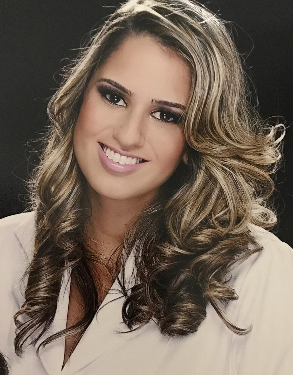 Médica Fernanda Pereira Barros