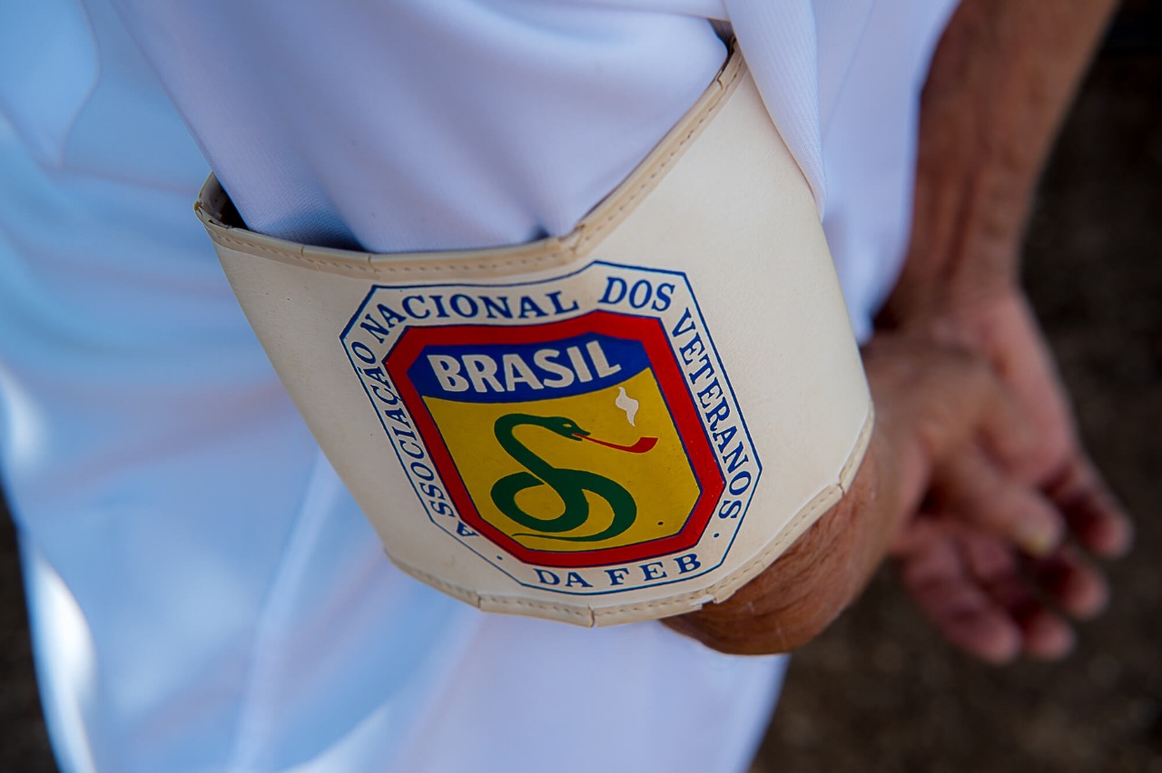 A neta do expedicion&aacute;rio conta &agrave; reportagem que a rotina de seu av&ocirc; &eacute; tranq&uuml;ila, e ap&oacute;s quarenta e quatro anos de casado, tem quatro filhos, dois vivos, sete netos e um bisneto