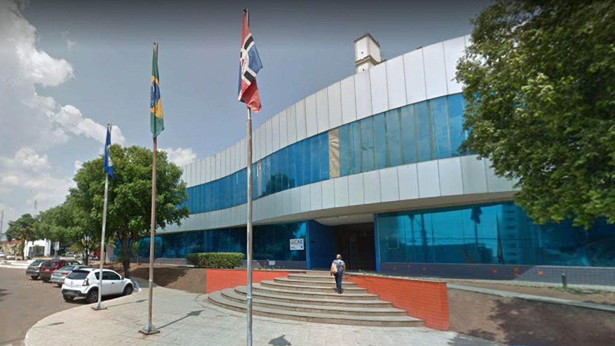 Prefeitura de Rondon&iuml;&iquest;&frac12;polis  - fachada