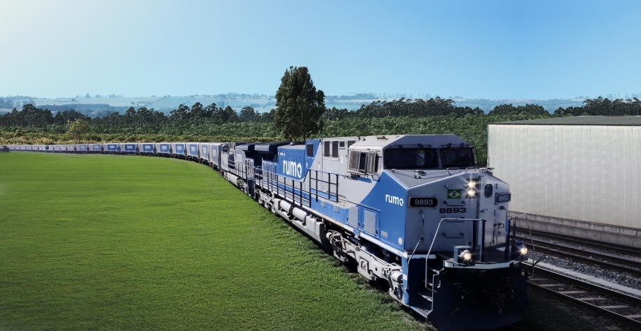 Trilhos da Rumo em Rondon&iuml;&iquest;&frac12;polis - ferrovia