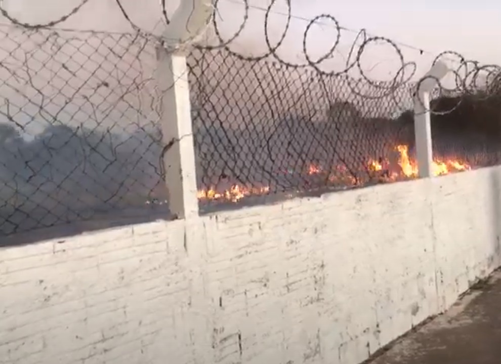 fogo no aeroporto