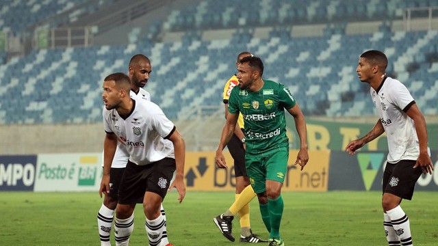 Cuiab� x Figueirense