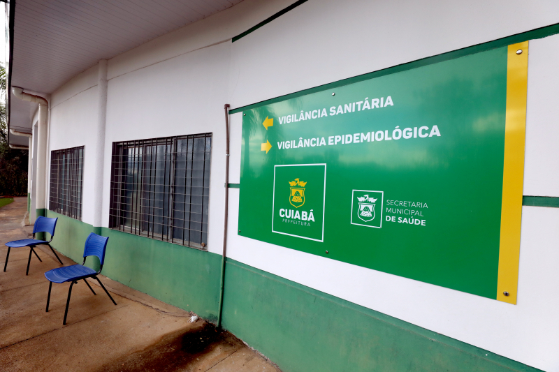 Vigil&iuml;&iquest;&frac12;ncia Epidemiol&iuml;&iquest;&frac12;gica da Prefeitura de Cuiab&iuml;&iquest;&frac12;, dep&iuml;&iquest;&frac12;sito de vacinas da Covid-19