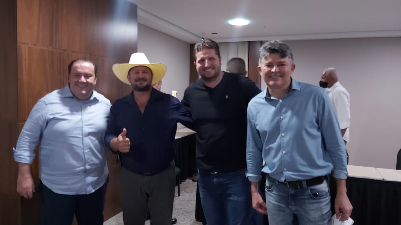 Reuni&iuml;&iquest;&frac12;o partidos de direita Mato Grosso