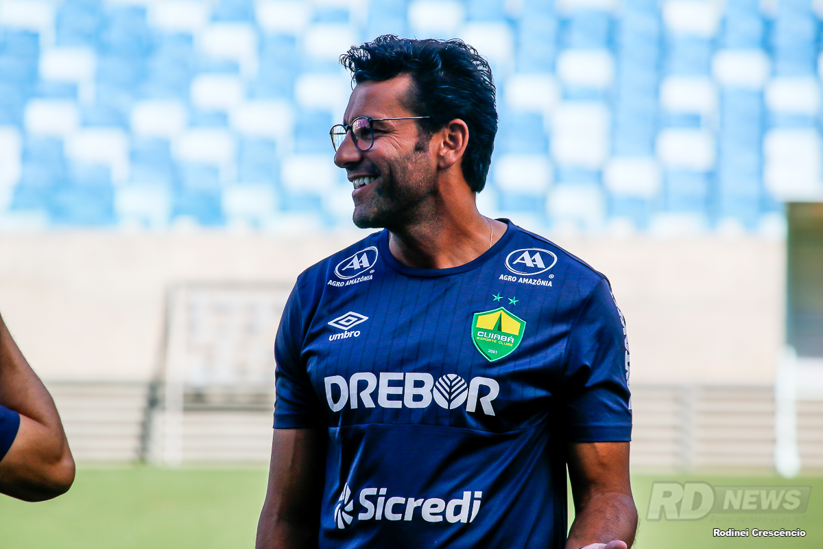 Alberto Valentim