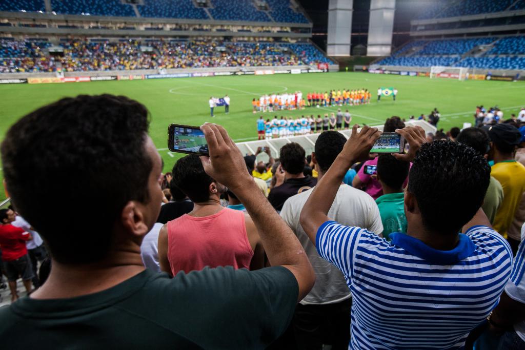 Arena Pantanal com p�blico