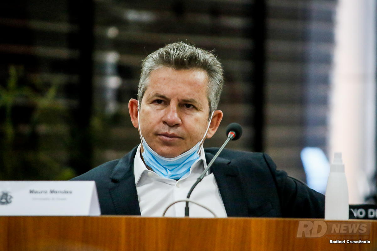mauro mendes - coletiva volta as aulas