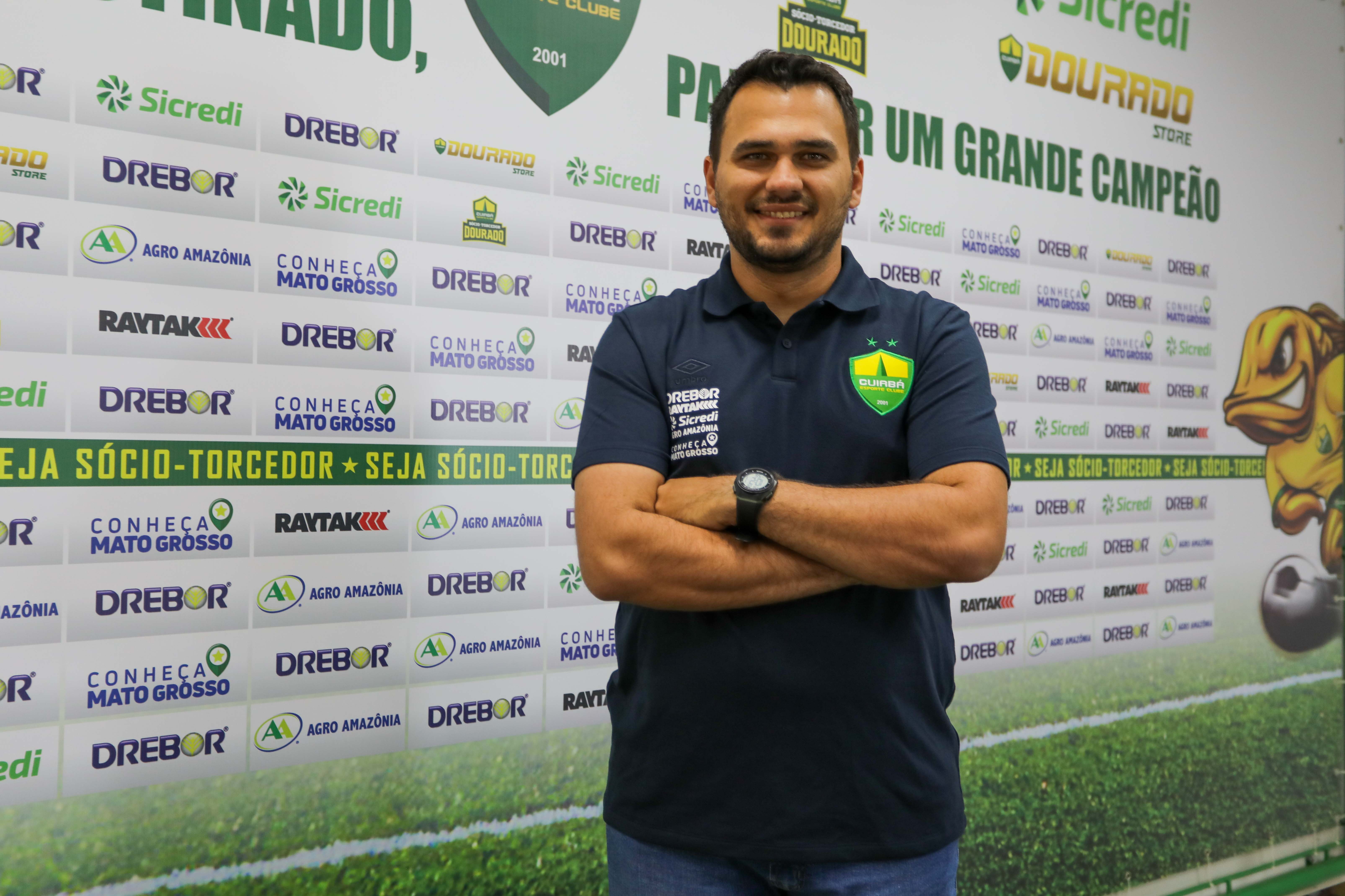 William Ara�jo