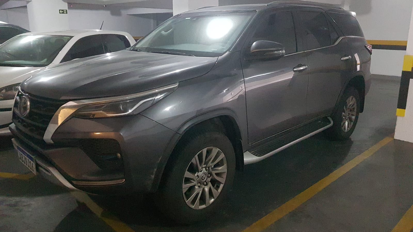 Carro apreendido no Paran�, registrado em nome de terceiro