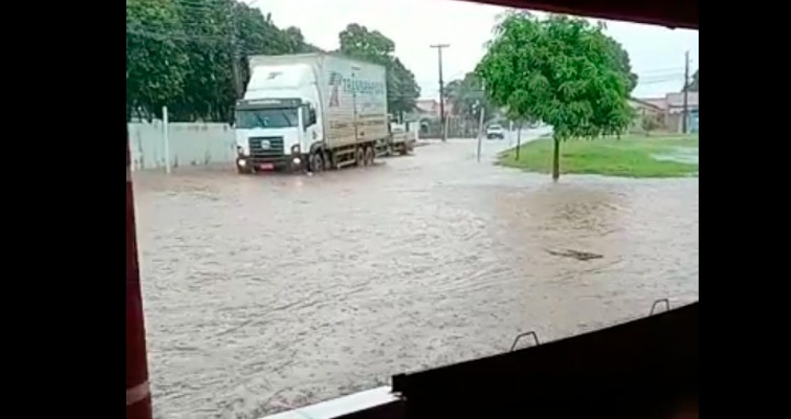 Chuva Mutum 