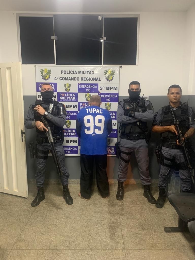 Idoso estuprador Tupac