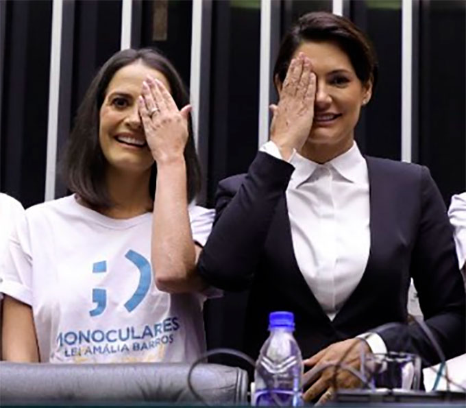 amalia barros michelle 680