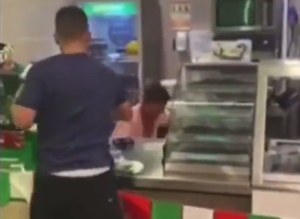 Lanchonete Sinop agress&atilde;o