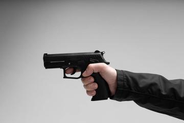 disparo arma de fogo m&iuml;&iquest;&frac12;o