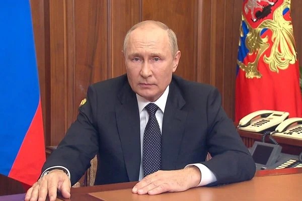 Vladimir Putin amea�a guerra nuclear