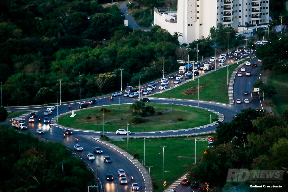 Tr�nsito - congestionamento - frota - Cuiab�