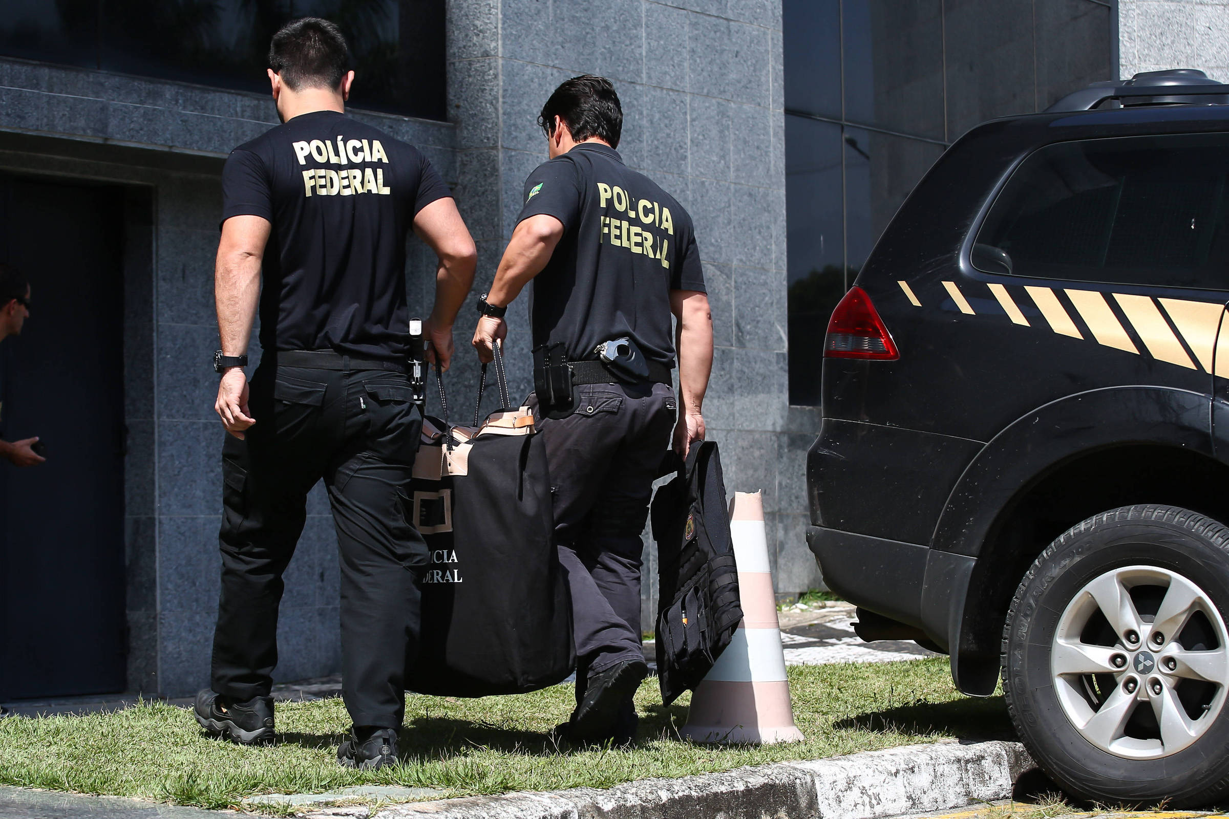 Polciais Federais - PF