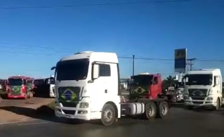 CAMINHONEIROS BOLSONARISTAS