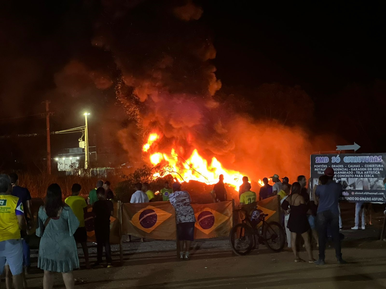 MANIFESTA��ES ATOS BOLSONARISTAS