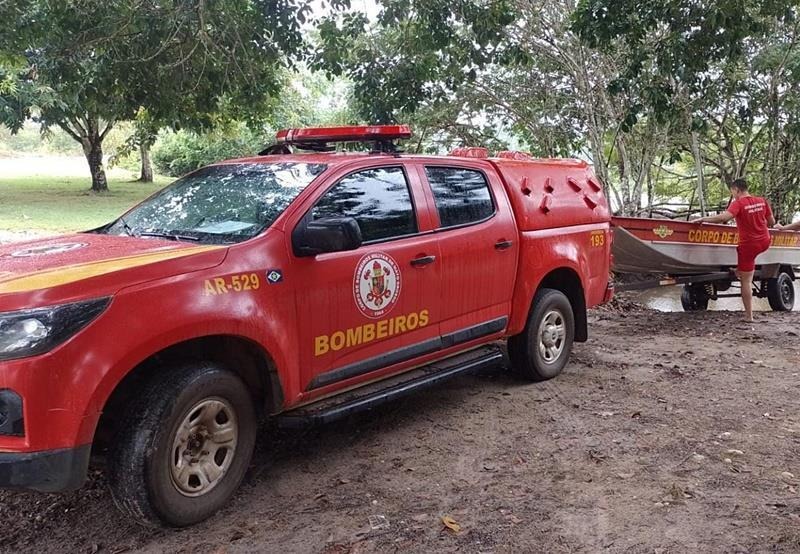 viatura bombeiros busca rio afogamento