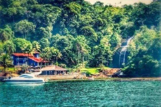 Angra dos Rei - mansão do jogador de Richarlison