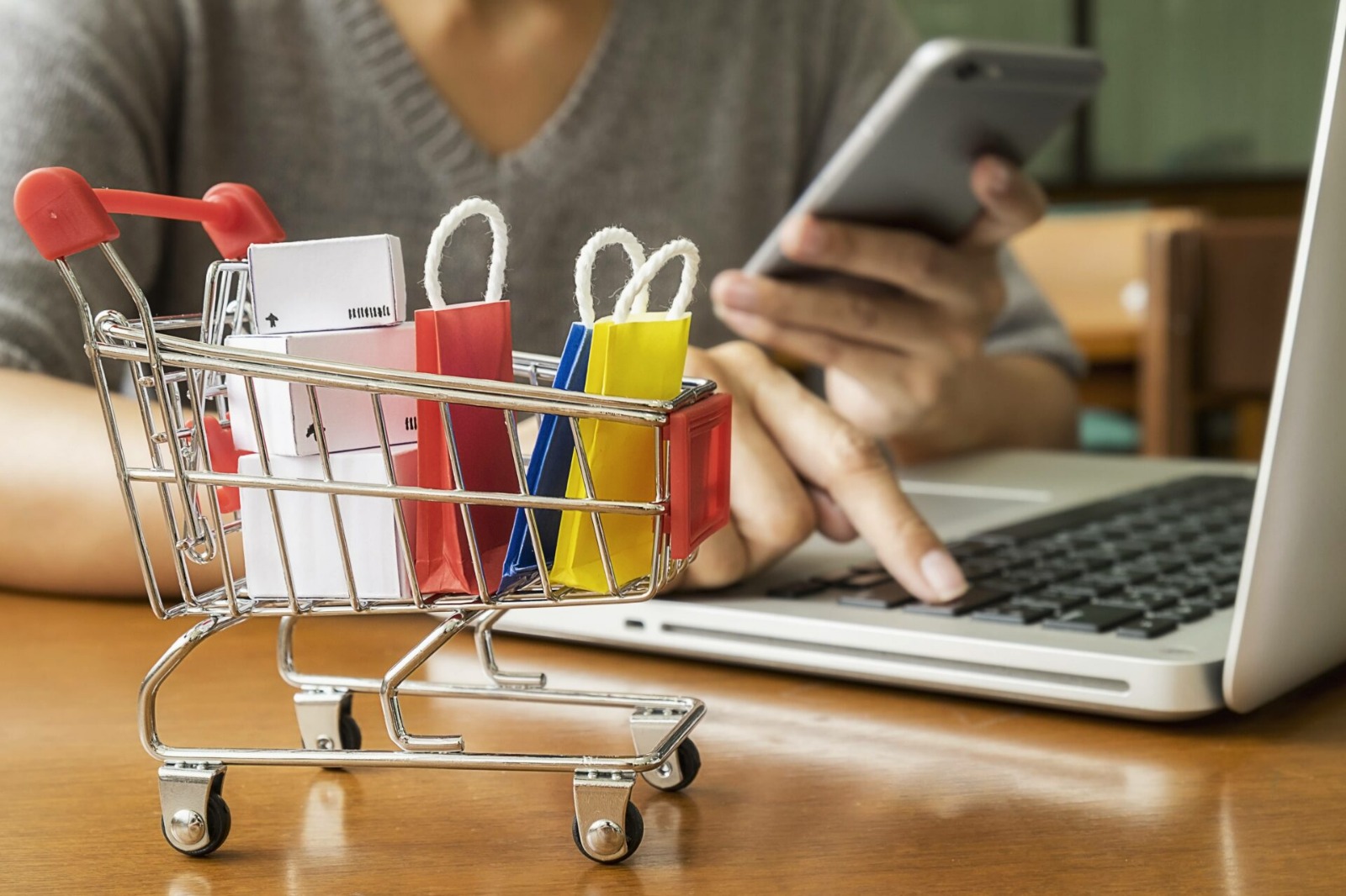 Compra pela internet - e commerce