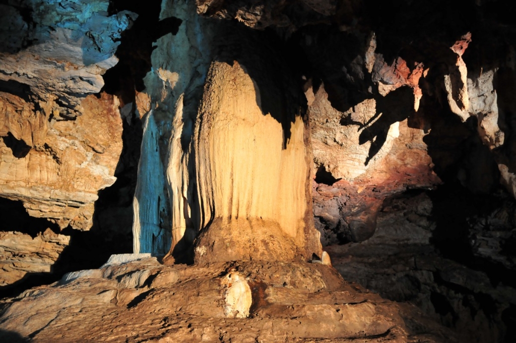 Caverna do Jabuti - Curvel�ndia