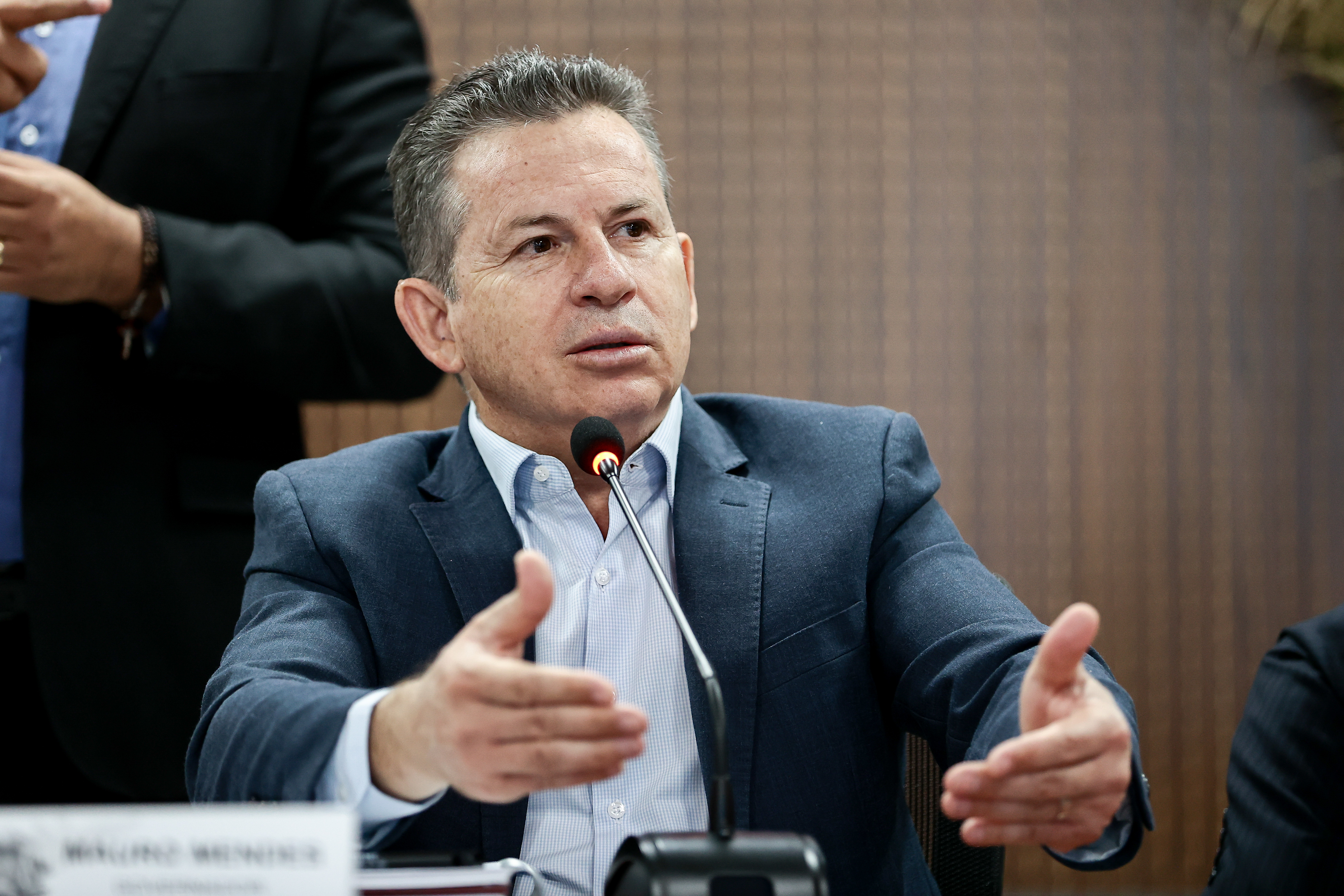 governador mauro mendes