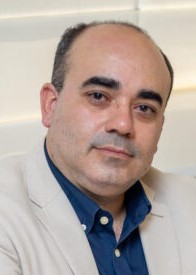 Laerte Basso � ginecologista e obstetra