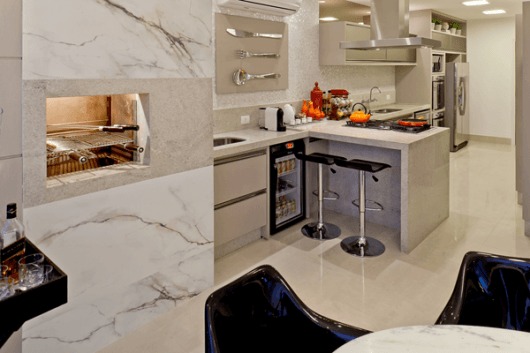 M�rmore de Carrara luxo jazida MT