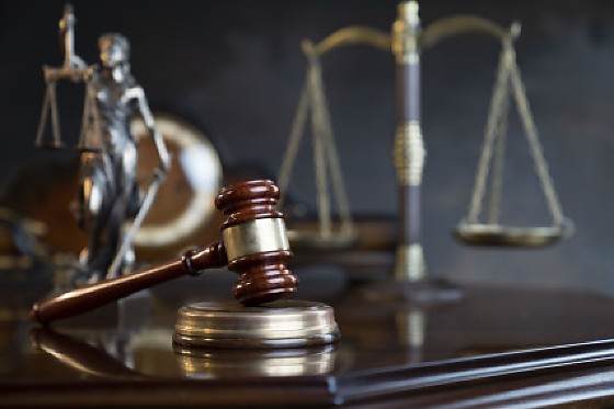 tribunal do juri ilustracao