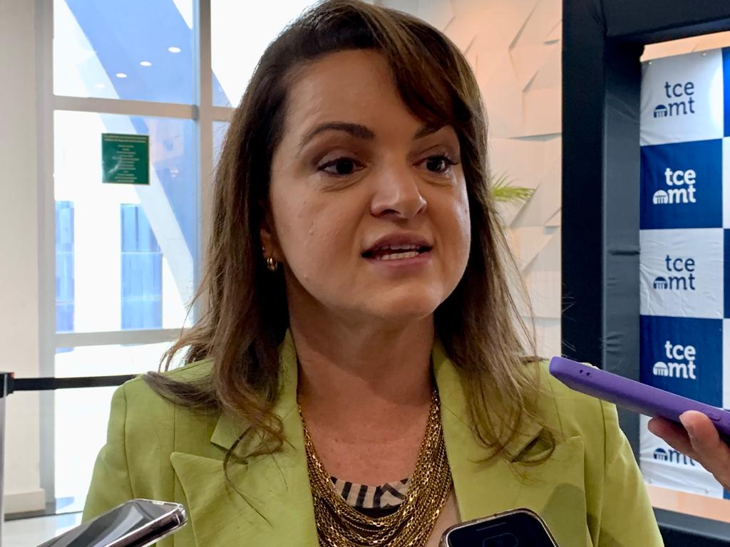 Mauren Lazzaretti Sema