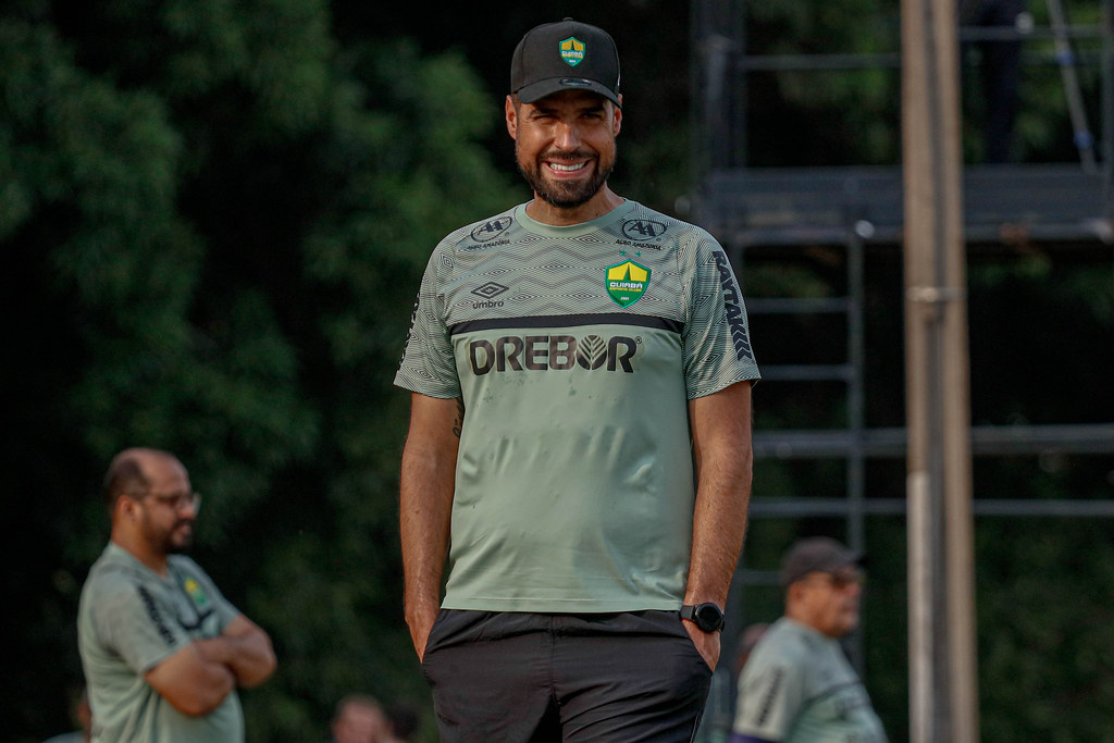 Ant�nio Oliveira