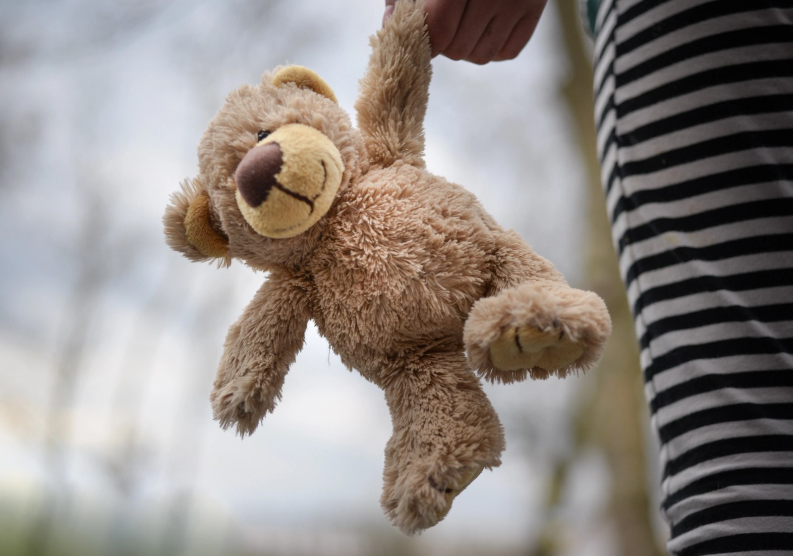 Uso de pel&iuml;&iquest;&frac12;cia abuso infantil - crian&iuml;&iquest;&frac12;a estupro
