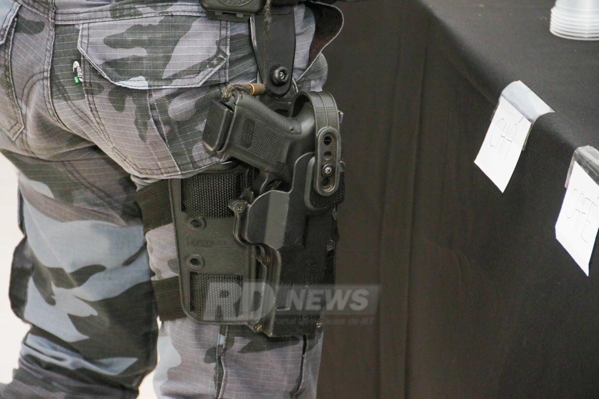 arma policial militar