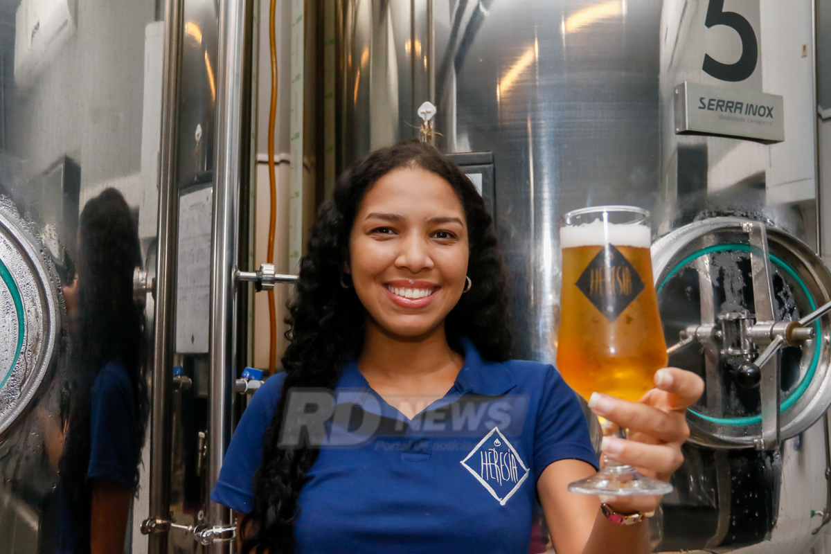 Gleyci Maria cervejeira premiada