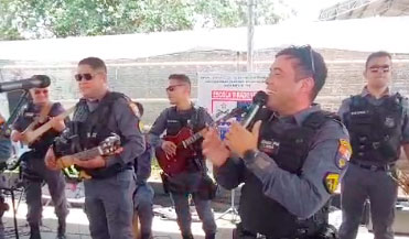 banda-da-pm-escola-militar