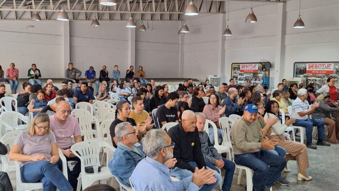 ACORDO ASSEMBLEIA T�CNICOS UFMT